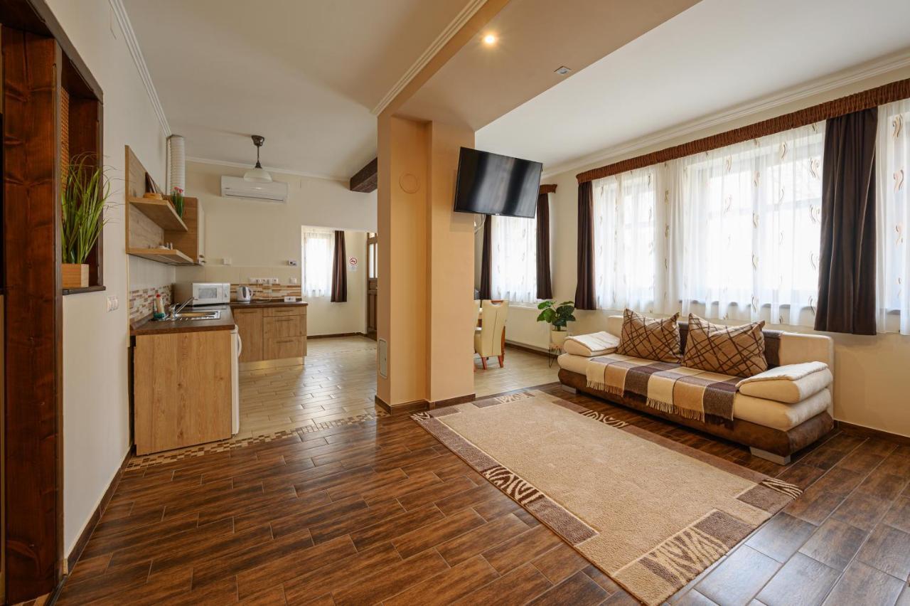 Nadasdi Haz Szekszárd Exterior foto