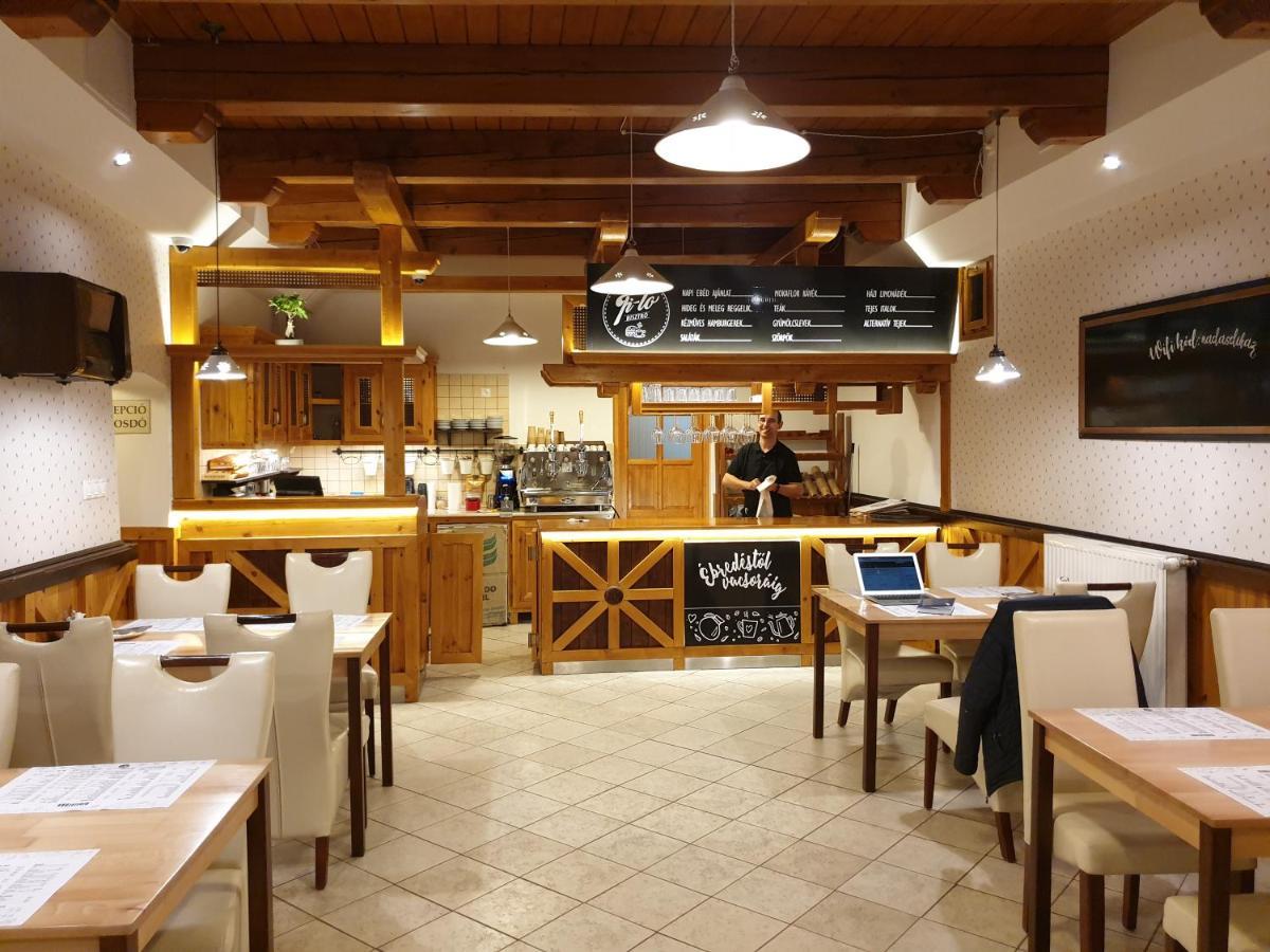 Nadasdi Haz Szekszárd Exterior foto